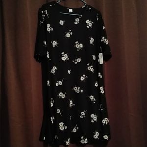 NWT Old Navy size large dres.